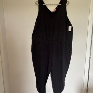 ALL WORTHY NEW Knit Sleeveless Double VNeck Capri Jumpsuit Women 5X Petite Black